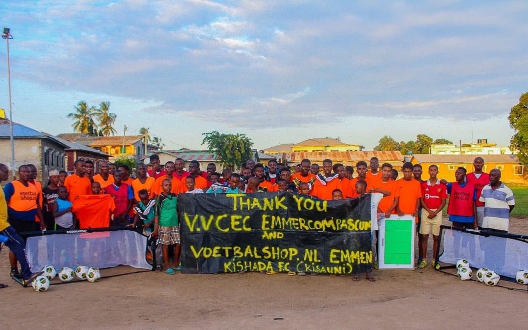 Voetbal club in Kenia heel blij met opbrengst sponsorloop